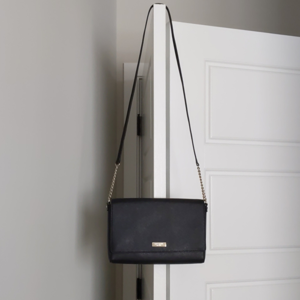 Kate spade crossbody. Black